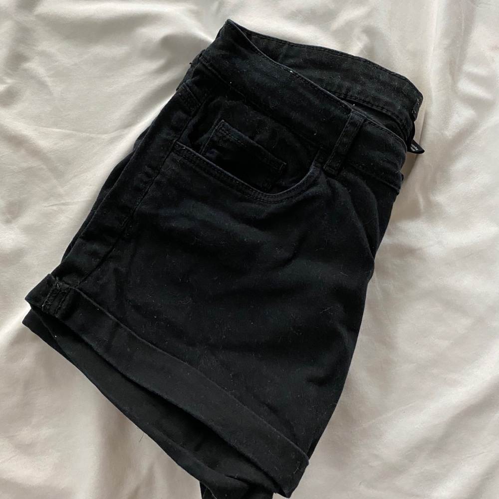 black cloth shorts 🩳